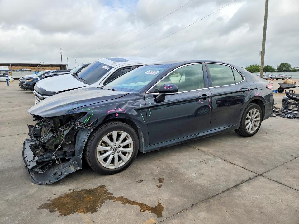 Photo 1 from auction – 2018 TOYOTA CAMRY with VIN JTNB11HK8J3047211