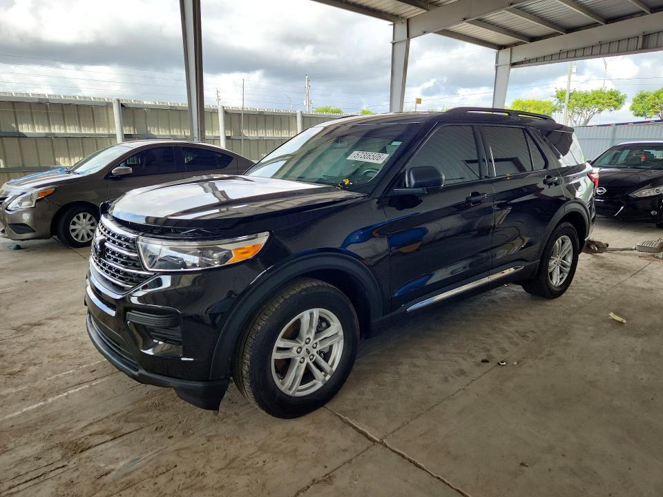 FORD EXPLORER 2022 with VIN 1FMSK7DH9NGA12136 - Photo from auction