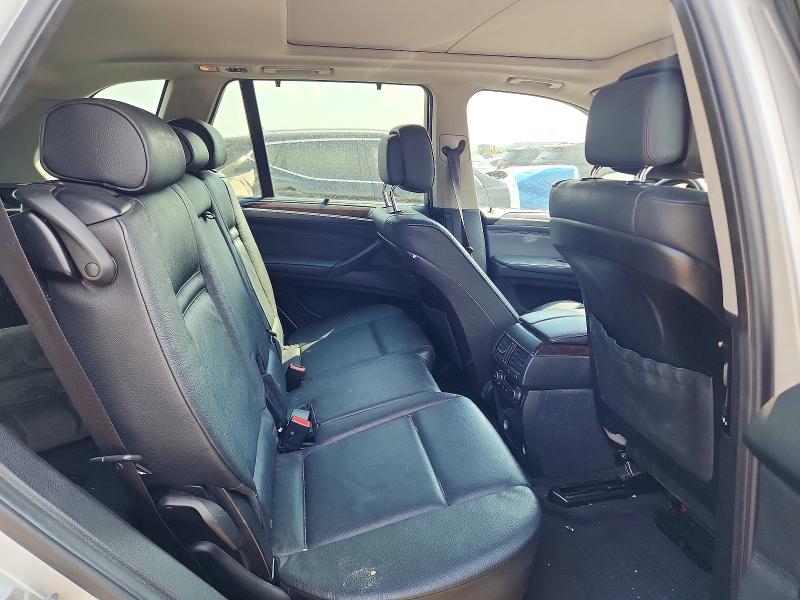 Снимка 11 от търг – 2011 BMW X5 с VIN 5UXZV4C58BL739494