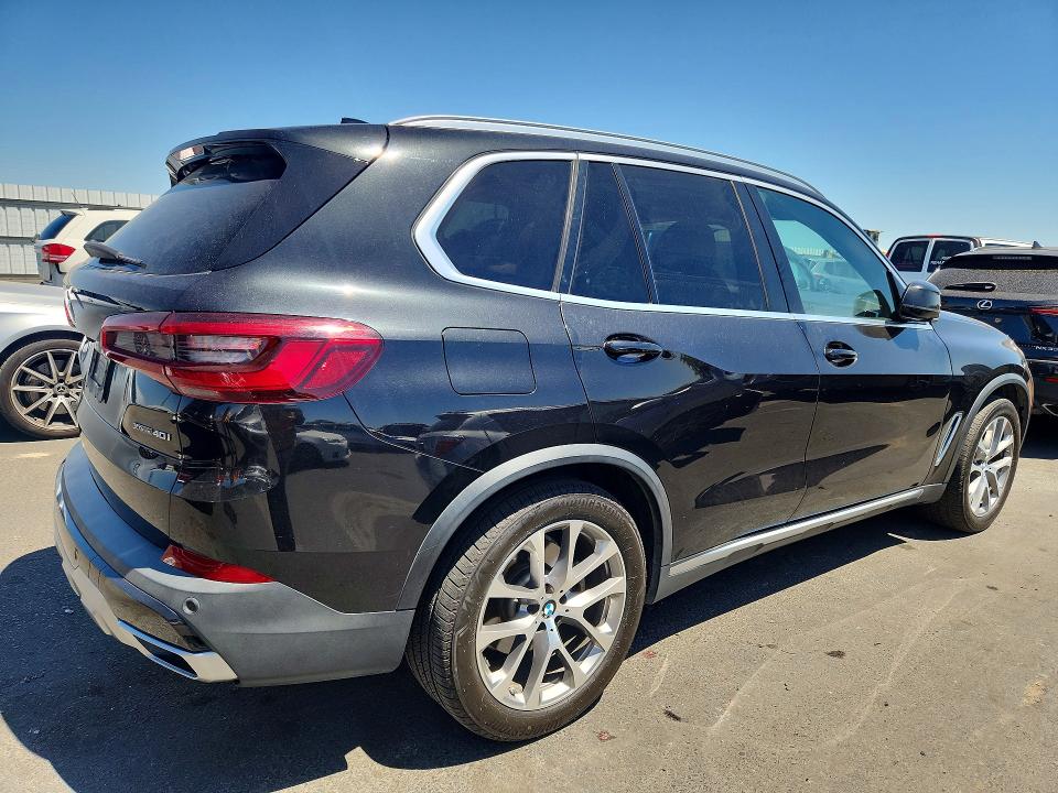 Photo 3 from auction – 2019 BMW X5 with VIN 5UXCR6C5XKLK88610