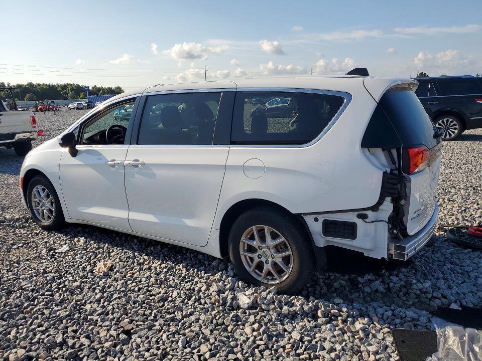 Photo 2 from auction – 2022 CHRYSLER VOYAGER with VIN 2C4RC1CG9NR204645