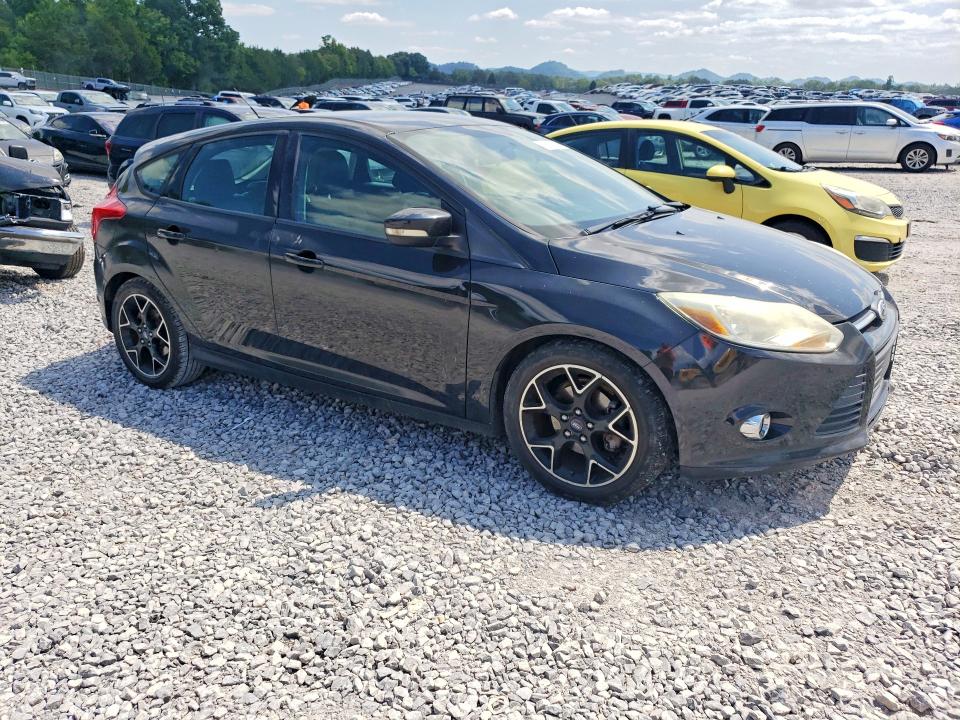 Photo 4 from auction – 2014 FORD FOCUS with VIN 1FADP3K27EL160532