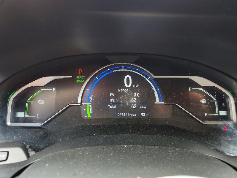 Photo 9 from auction – 2018 HONDA CLARITY with VIN JHMZC5F30JC024150