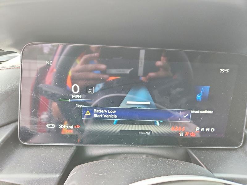 Photo 9 from auction – 2024 ACURA ZDX with VIN 4W5KHNRL2RZ515816