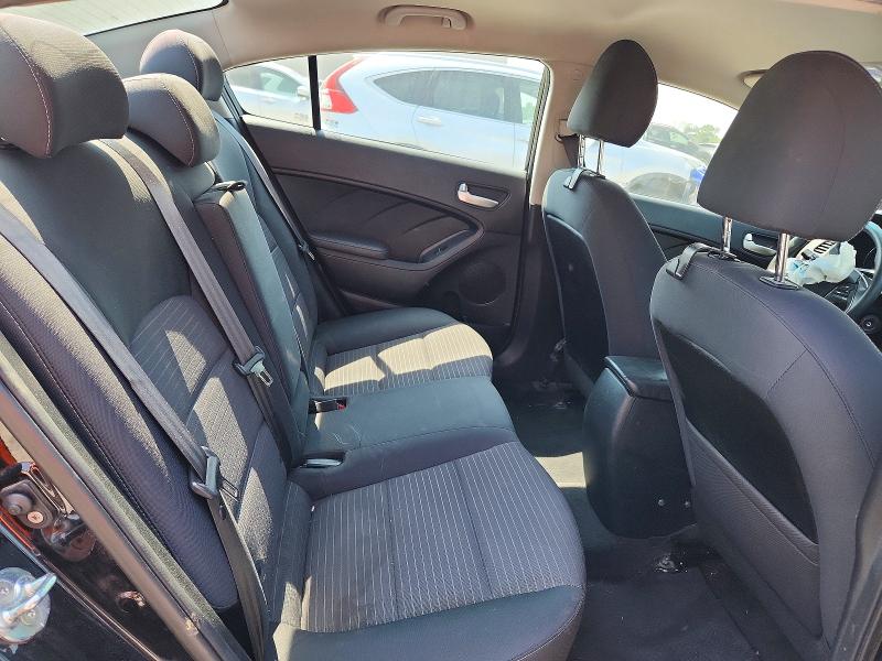 Photo 10 from auction – 2018 KIA FORTE with VIN 3KPFL4A74JE272693