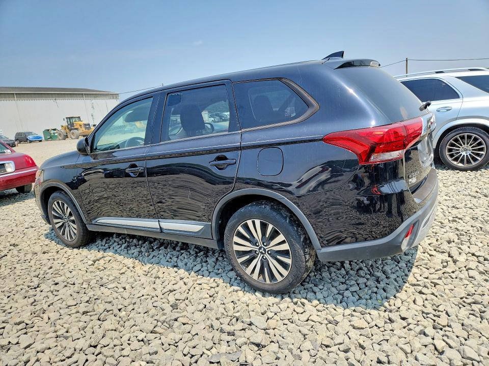 Photo 2 from auction – 2019 MITSUBISHI OUTLANDER with VIN JA4AD2A34KZ011525