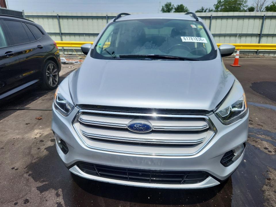 Photo 5 from auction – 2019 FORD ESCAPE with VIN 1FMCU0HD5KUB51657