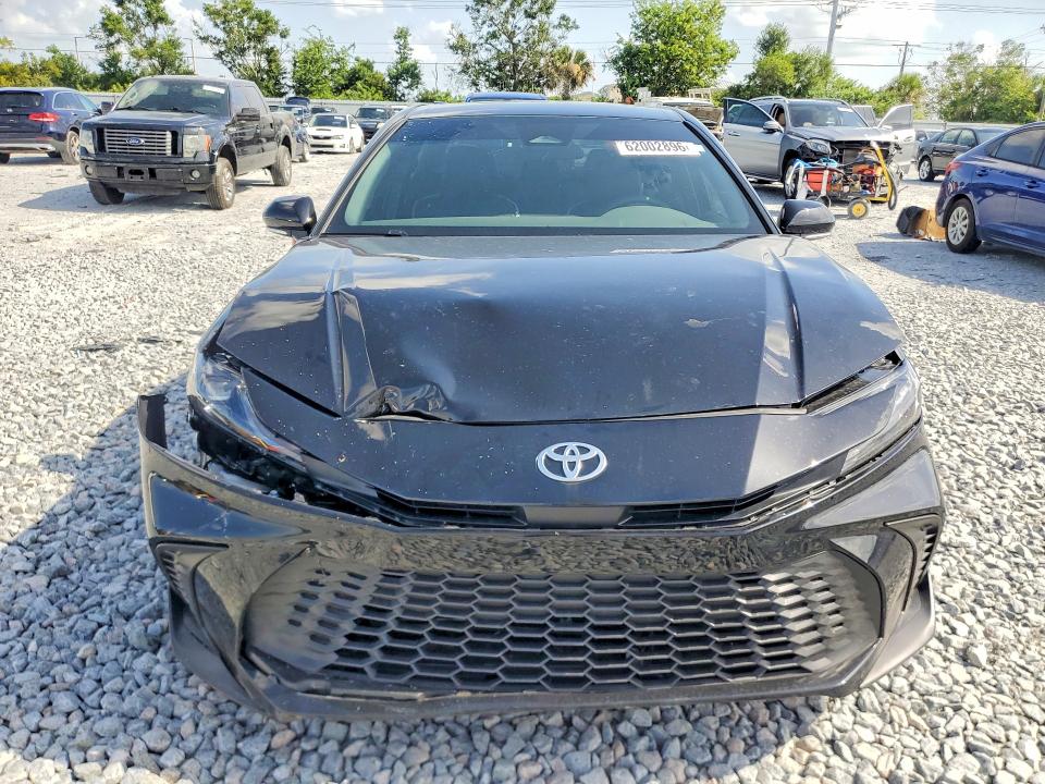 Photo 5 from auction – 2026 TOYOTA CAMRY with VIN 4T1DAACKXTU669662