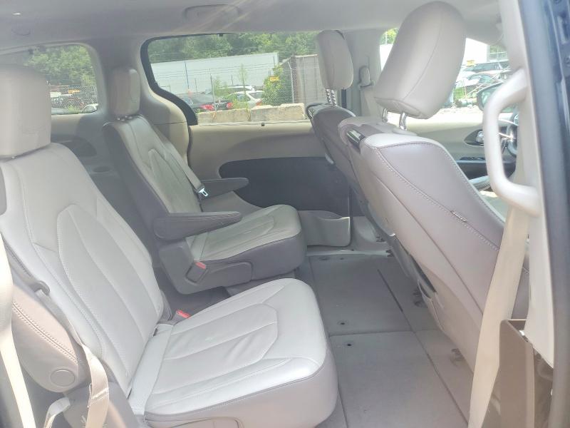Photo 11 from auction – 2017 CHRYSLER PACIFICA with VIN 2C4RC1EG7HR770708