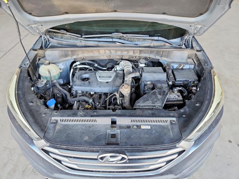 Photo 12 from auction – 2017 HYUNDAI TUCSON with VIN KM8J3CA27HU429858