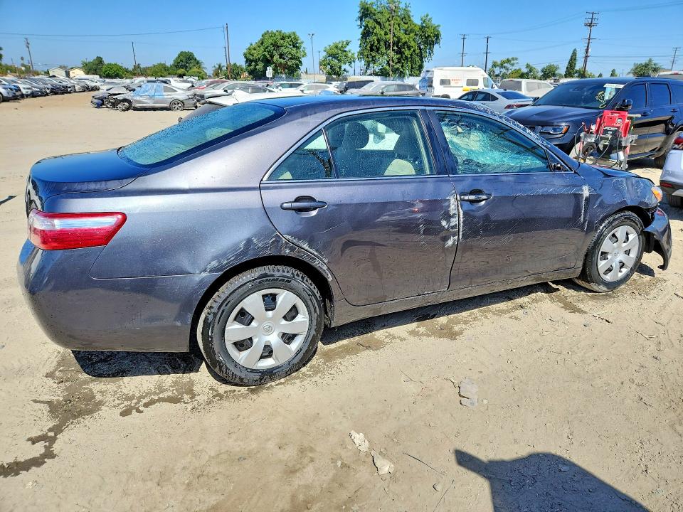 Photo 3 from auction – 2007 TOYOTA CAMRY with VIN JTNBE46K273047660