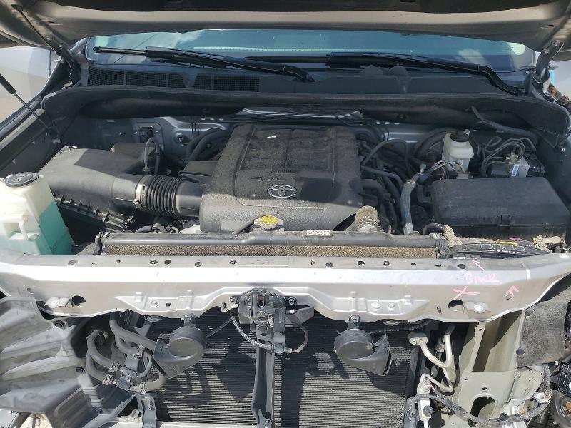Photo 11 from auction – 2015 TOYOTA TUNDRA with VIN 5TFGY5F15FX190026