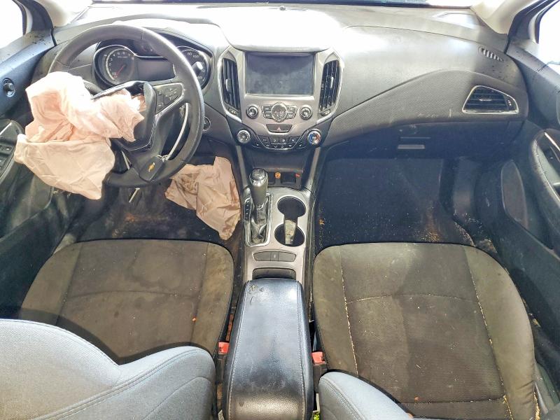 Photo 8 from auction – 2017 CHEVROLET CRUZE with VIN 1G1BE5SM2H7226897