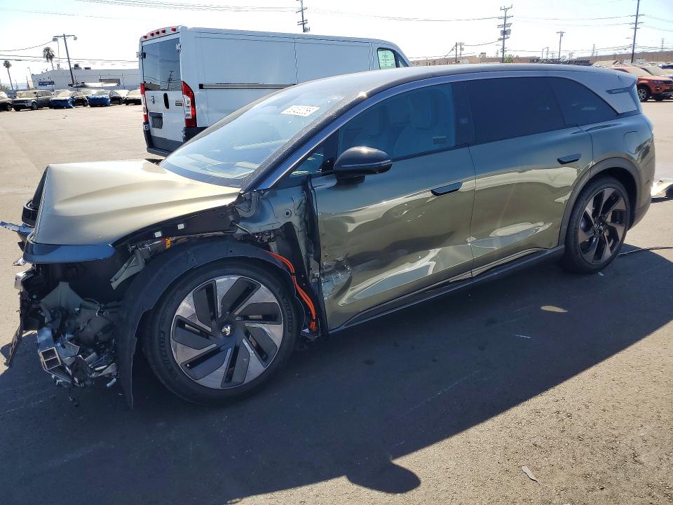 LUCID MOTORS GRAVITY 2026 with VIN 7UUG1TJJ9TA044582 - Photo from auction