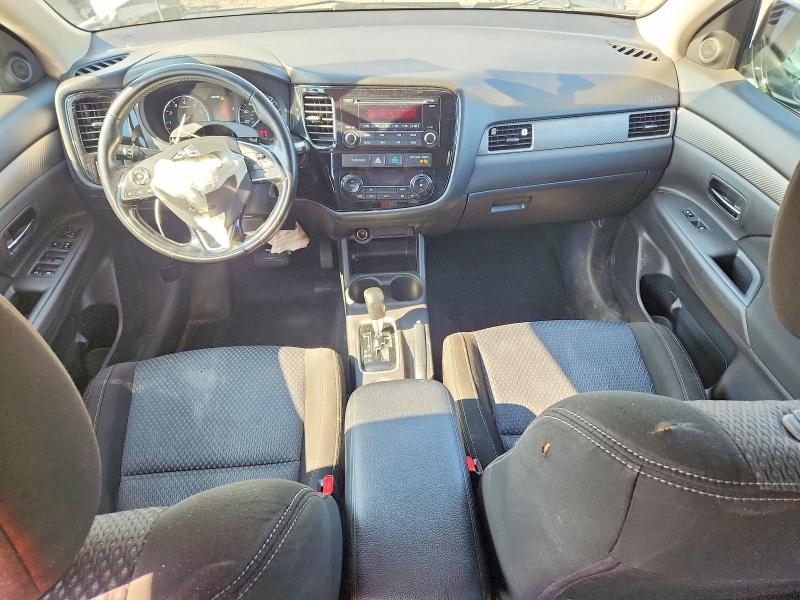 Photo 8 from auction – 2016 MITSUBISHI OUTLANDER with VIN JA4AZ3A31GZ014879