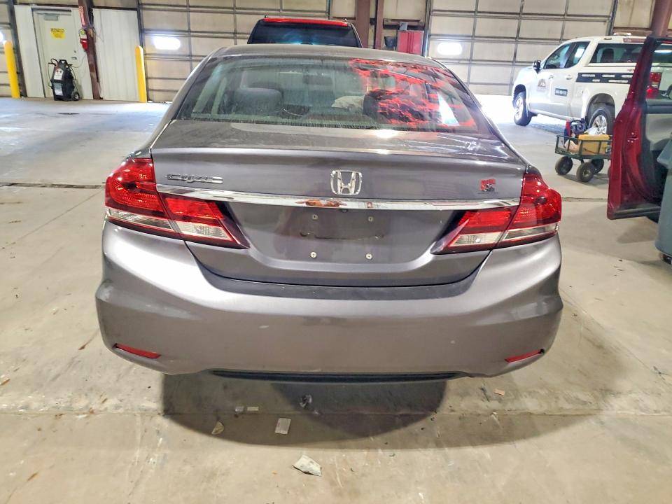 Photo 6 from auction – 2015 HONDA CIVIC with VIN 19XFB2F58FE117151