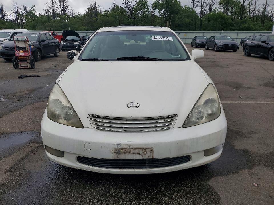 Photo 5 from auction – 2002 LEXUS ES with VIN JTHBF30G420030707