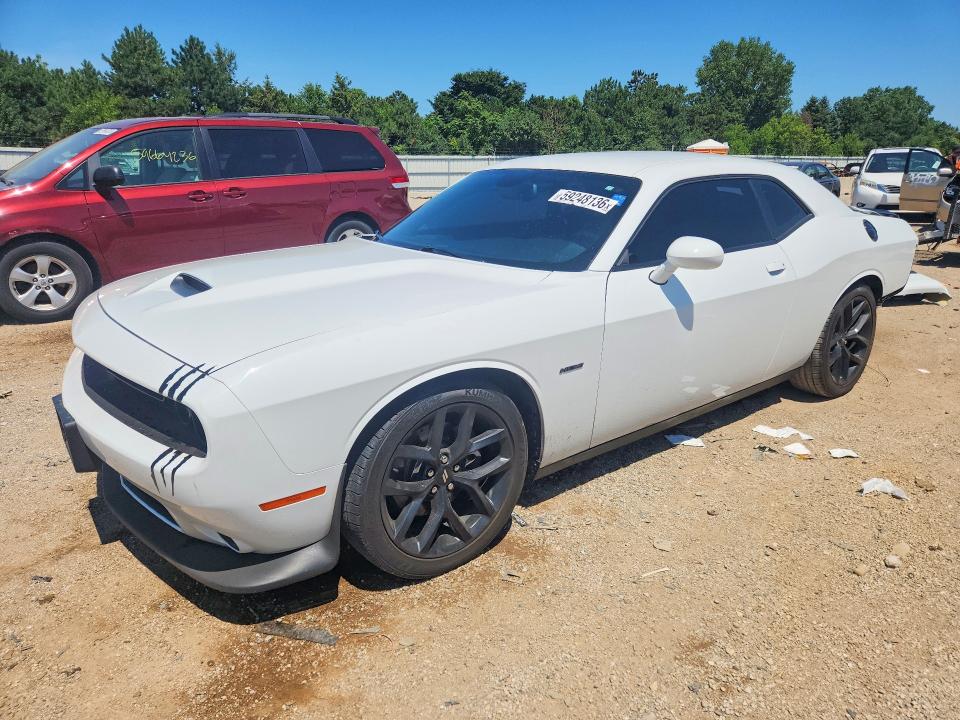 DODGE CHALLENGER 2019 with VIN 2C3CDZBT1KH561887 - Photo from auction