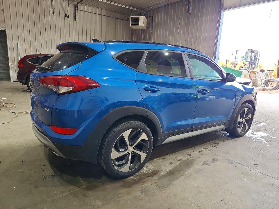 Photo 3 from auction – 2018 HYUNDAI TUCSON with VIN KM8J3CA28JU833516