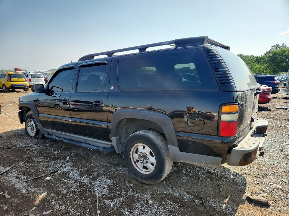 Photo 2 from auction – 2004 CHEVROLET SUBURBAN with VIN 3GNFK16Z34G304450