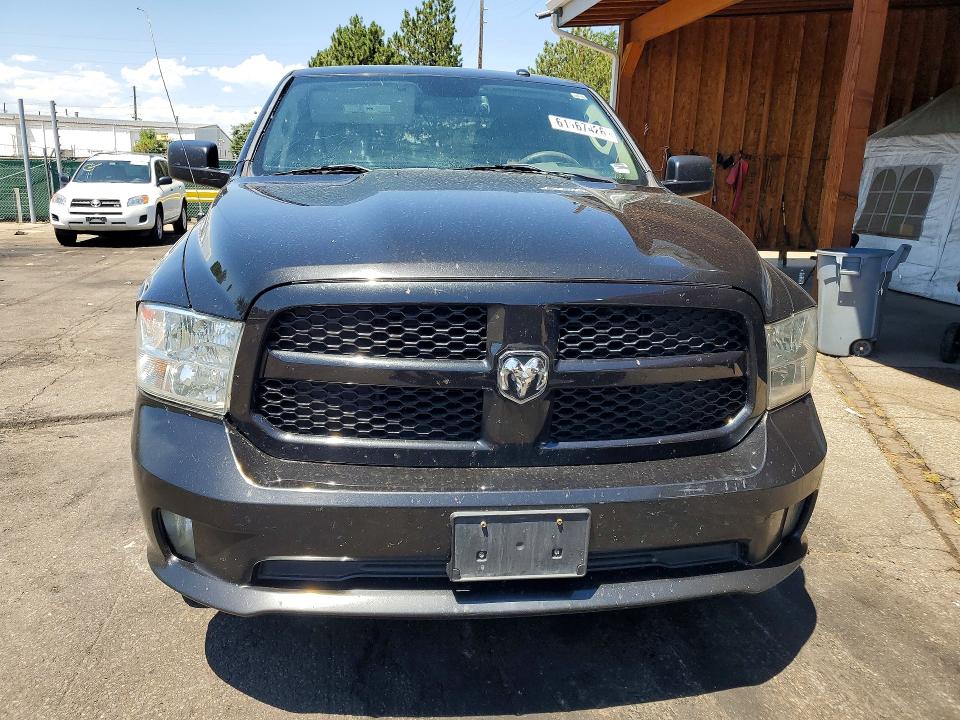 Photo 5 from auction – 2017 RAM 1500 with VIN 3C6RR7KT0HG739266