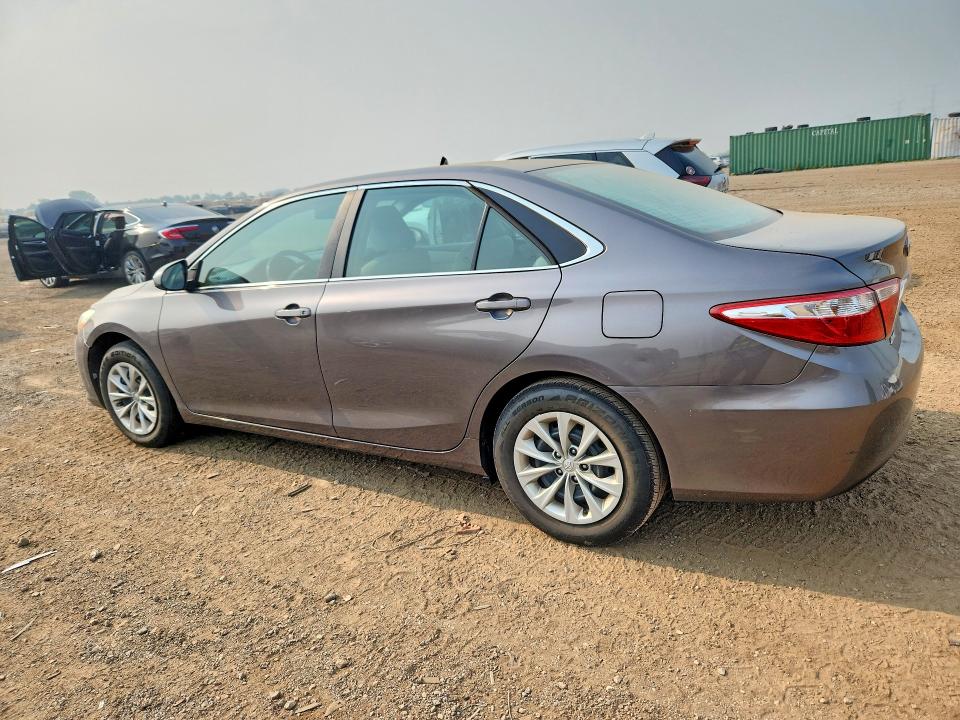 Photo 2 from auction – 2016 TOYOTA CAMRY with VIN 4T4BF1FK3GR583299