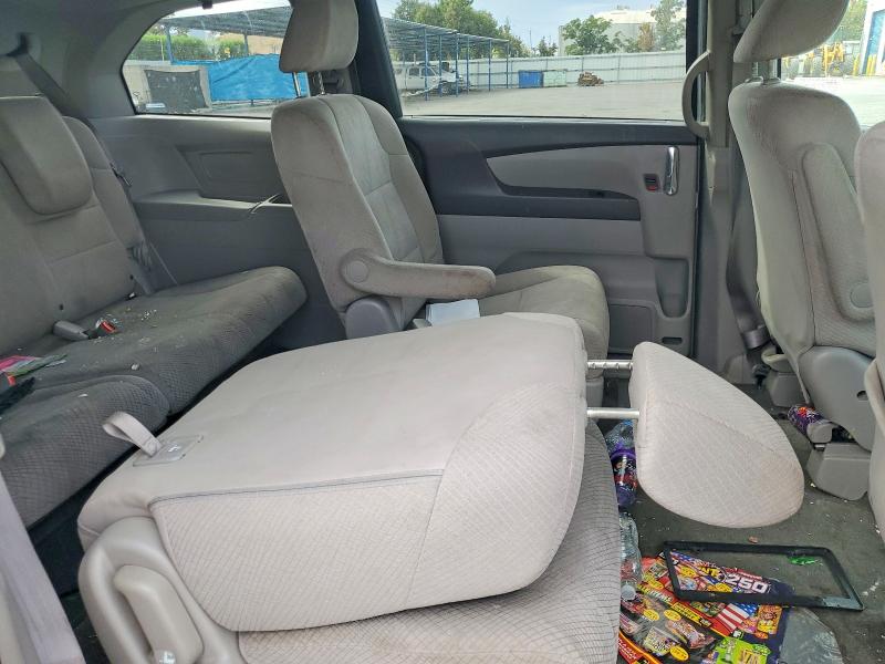 Photo 11 from auction – 2014 HONDA ODYSSEY with VIN 5FNRL5H28EB055869