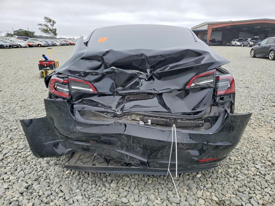 Zdjęcie 6 z aukcji – 2023 TESLA MODEL 3 z VIN 5YJ3E1EA2PF505149