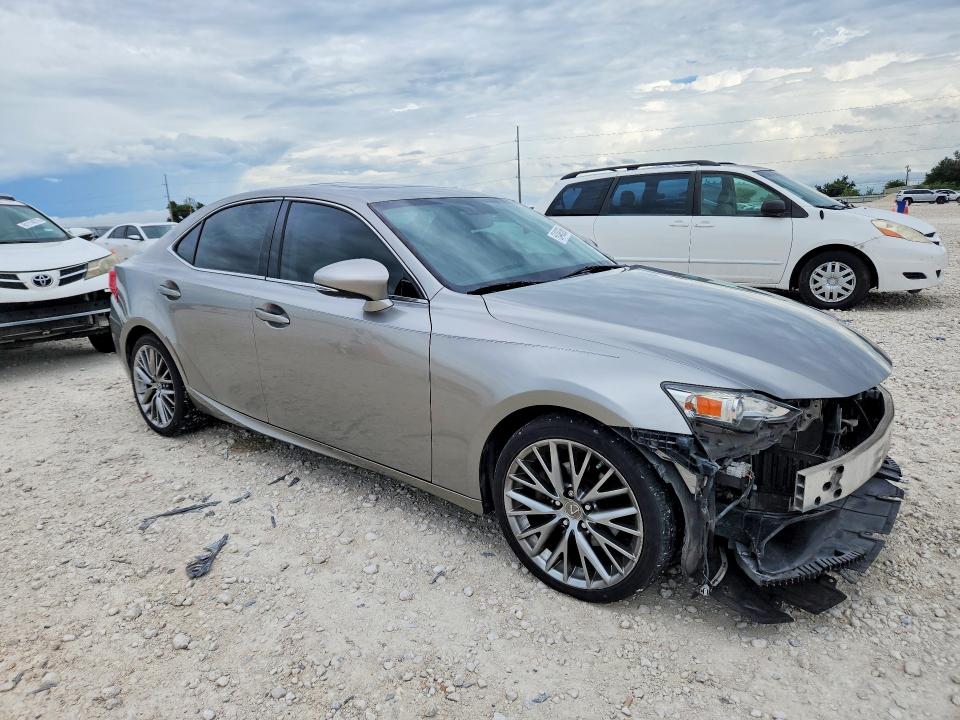 Photo 4 from auction – 2014 LEXUS IS with VIN JTHBF1D23E5042499