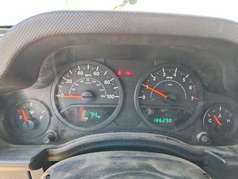 Photo 9 from auction – 2008 JEEP WRANGLER with VIN 1J4FA24168L557618