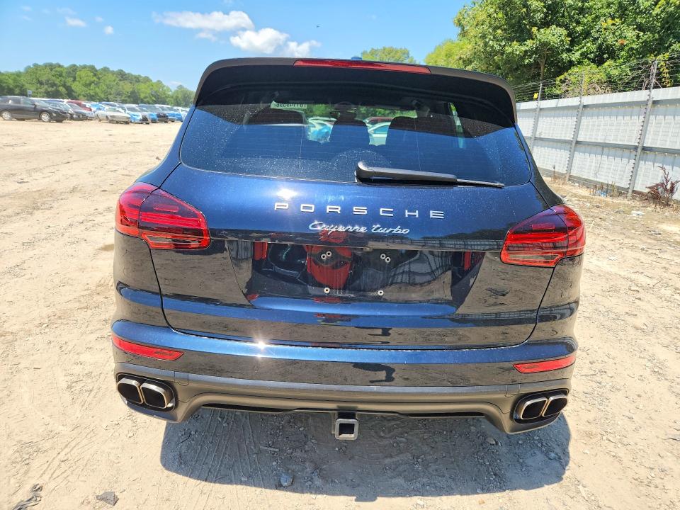Photo 6 from auction – 2017 PORSCHE CAYENNE with VIN WP1AC2A26HLA93073