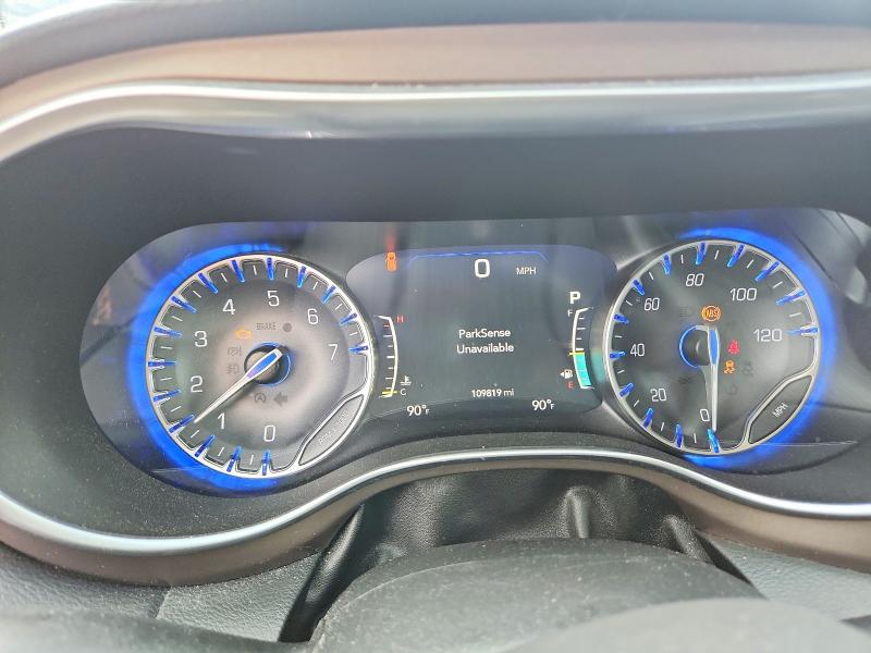Photo 9 from auction – 2018 CHRYSLER PACIFICA with VIN 2C4RC1EG1JR271098