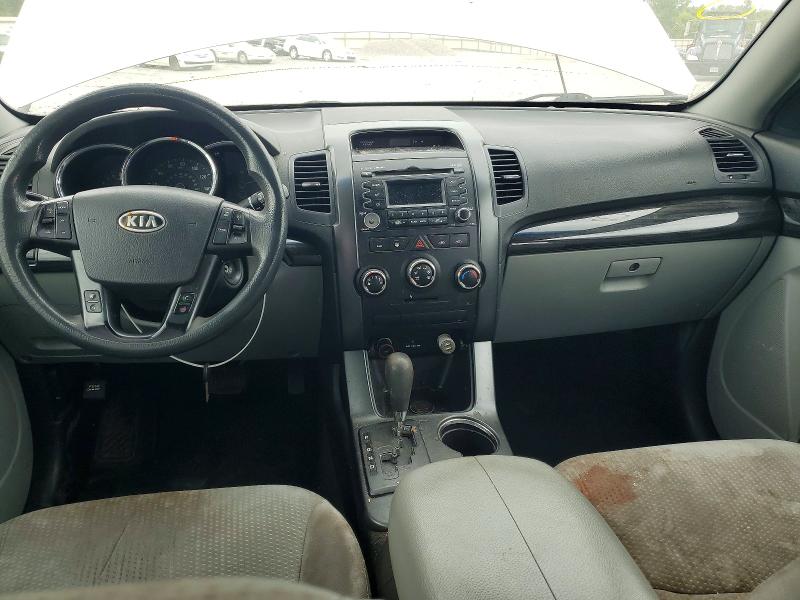 Photo 8 from auction – 2011 KIA SORENTO with VIN 5XYKTCA17BG015097