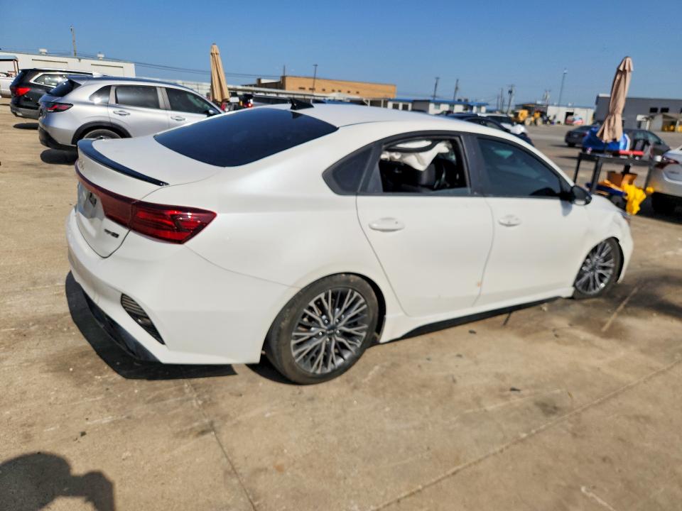Photo 3 from auction – 2023 KIA FORTE with VIN 3KPF54AD5PE663957