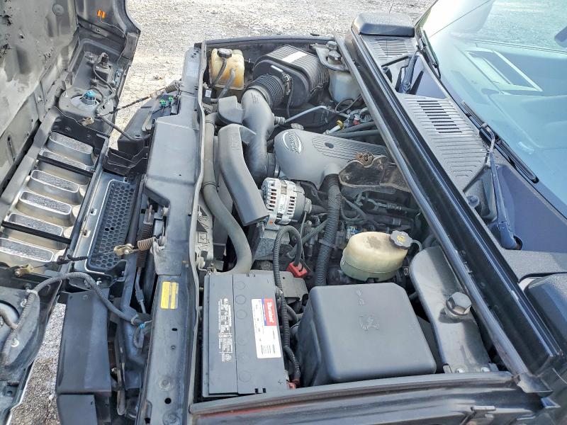 Photo 12 from auction – 2004 HUMMER H2 with VIN 5GRGN23U84H112786