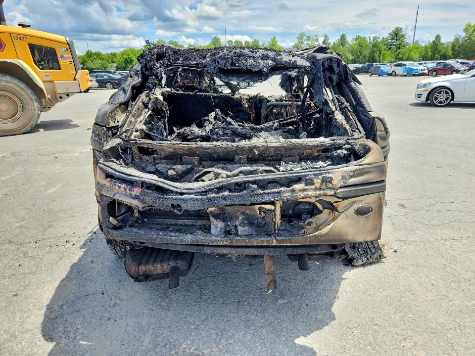 Photo 6 from auction – 2019 LAND ROVER RANGE ROVER VELAR with VIN SALYA2EX3KA215914