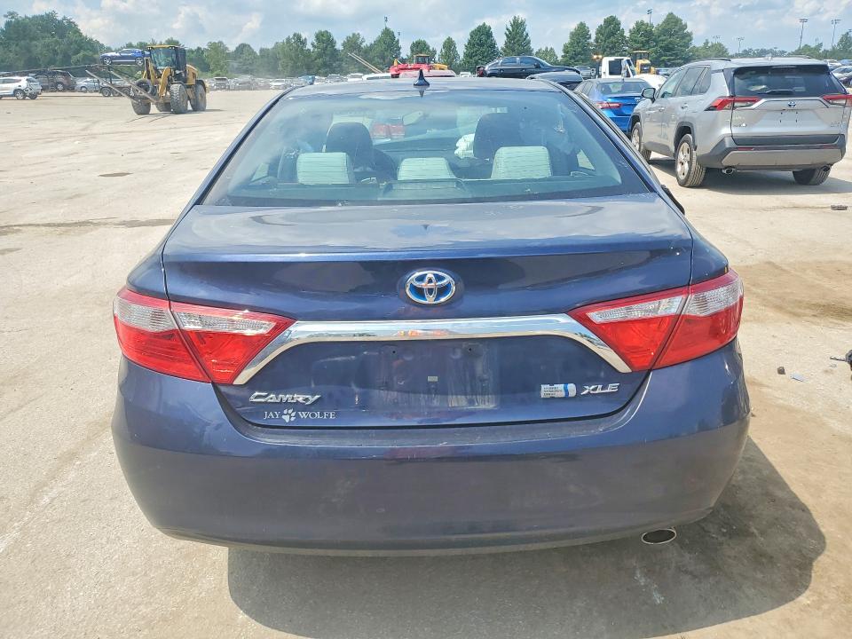 Снимка 6 от търг – 2017 TOYOTA CAMRY HYBRID с VIN 4T1BD1FK9HU220765