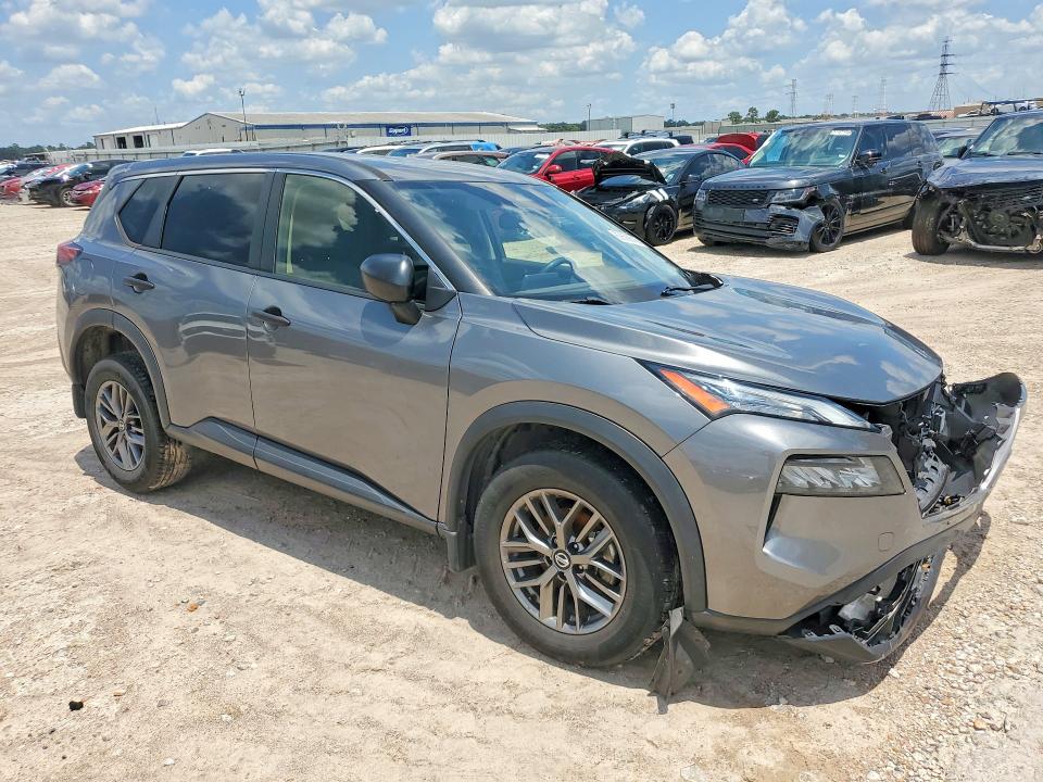 Photo 4 from auction – 2021 NISSAN ROGUE with VIN JN8AT3AA0MW004366