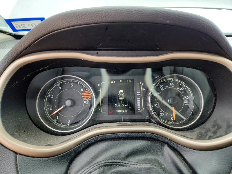 Photo 9 from auction – 2016 JEEP CHEROKEE with VIN 1C4PJLCB7GW209530