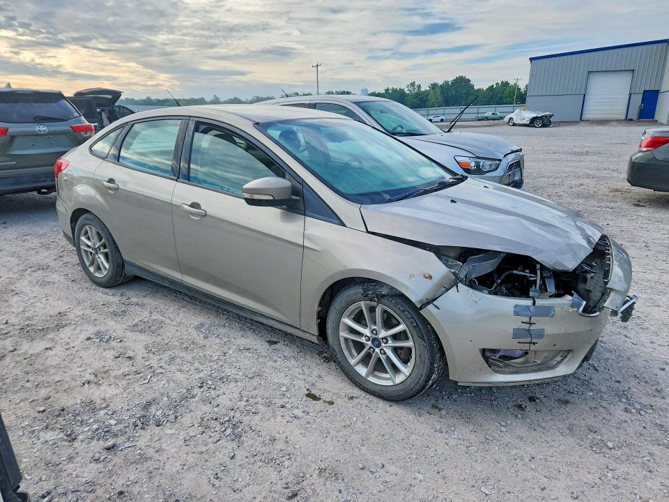 Photo 4 from auction – 2016 FORD FOCUS with VIN 1FADP3F26GL226856