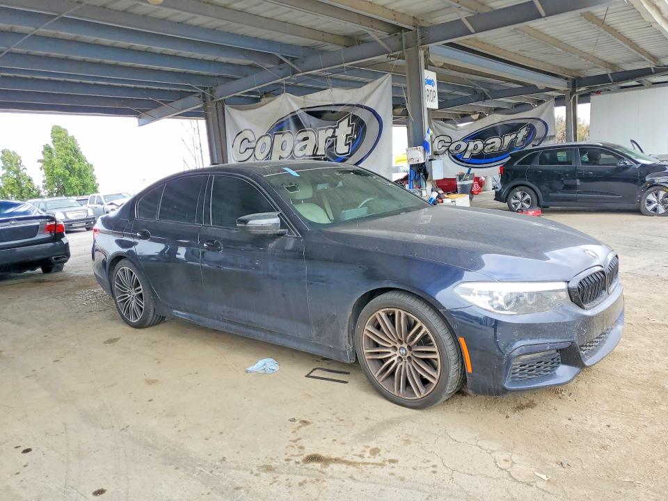 Photo 4 from auction – 2019 BMW 540 with VIN WBAJE5C53KWW31638