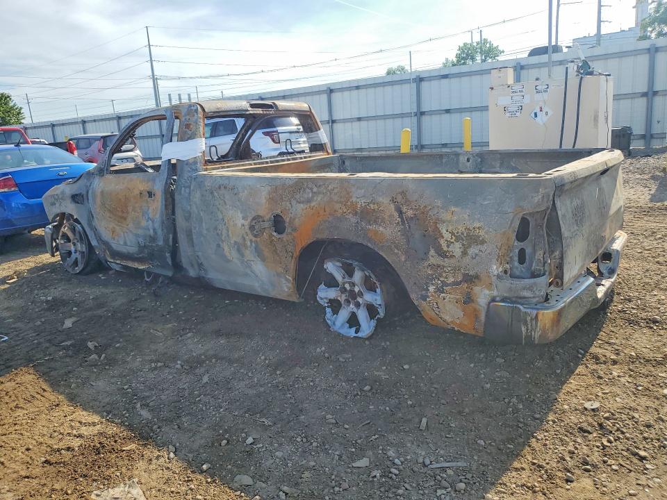 Photo 2 from auction – 2016 RAM 1500 with VIN 3C6JR7ET4GG174415