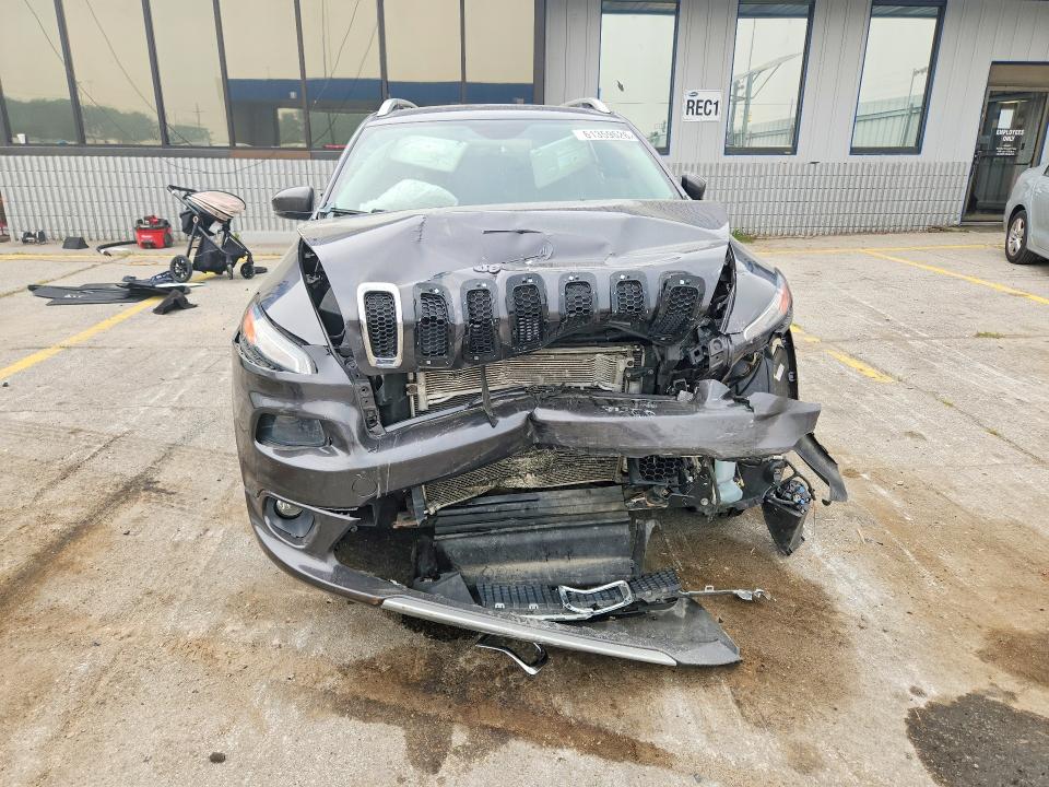 صورة رقم 5 من المزاد - 2018 JEEP CHEROKEE مع VIN 1C4PJMJX8JD594507