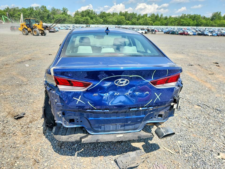Photo 6 from auction – 2019 HYUNDAI SONATA with VIN 5NPE34AF0KH746431