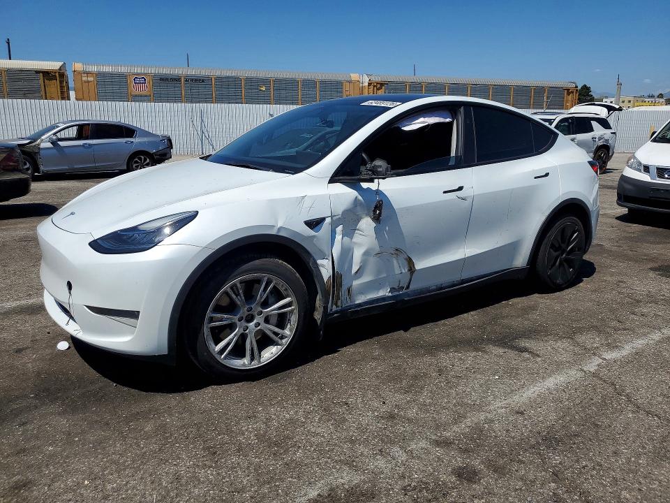 TESLA MODEL Y 2023 with VIN 7SAYGDEE9PA136343 - Photo from auction