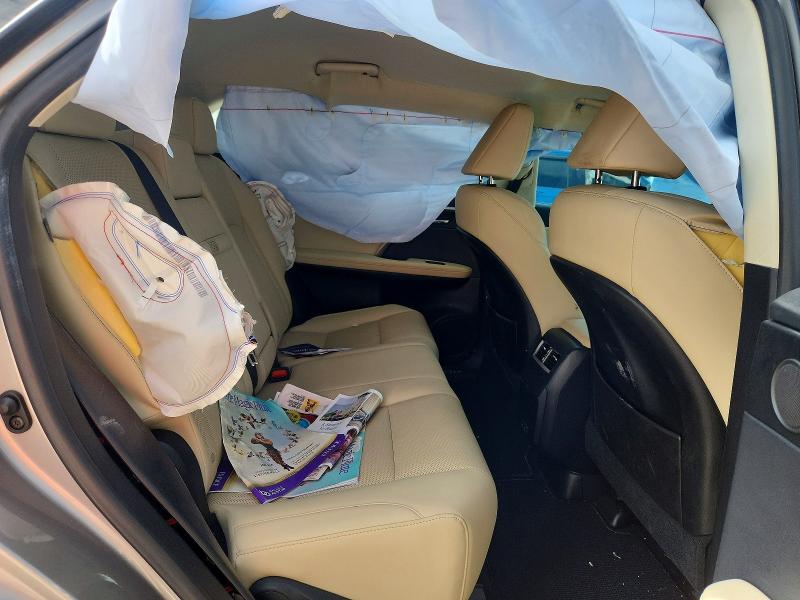 Photo 11 from auction – 2021 LEXUS RX with VIN 2T2HZMAA0MC201136