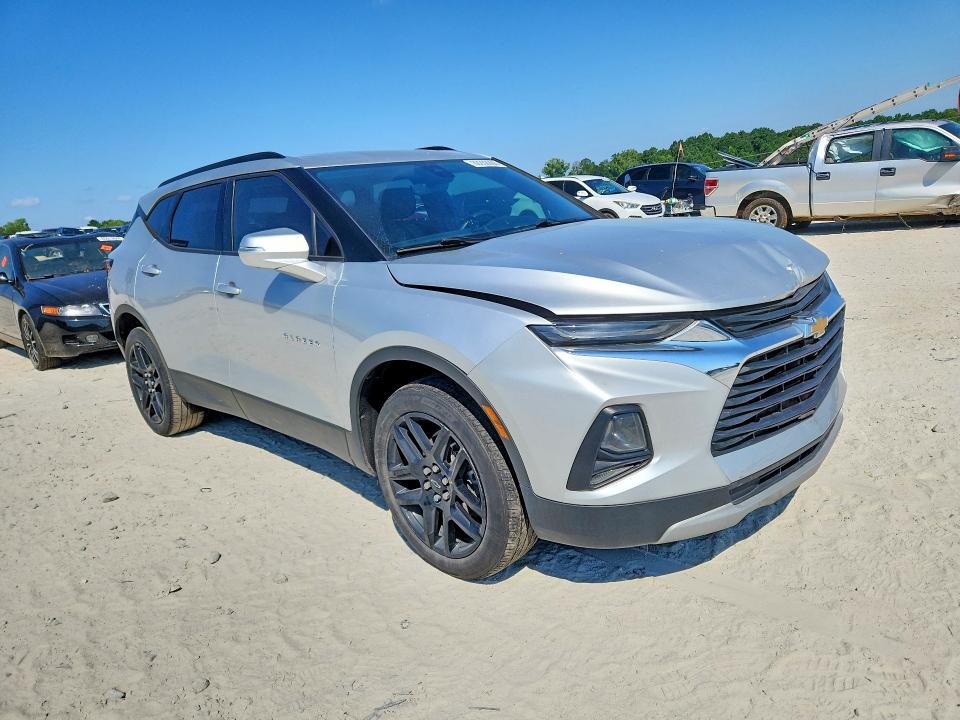 Photo 4 from auction – 2022 CHEVROLET BLAZER with VIN 3GNKBDR46NS156714