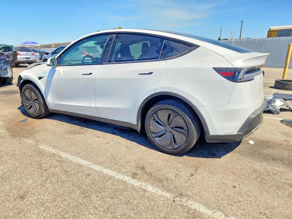Photo 2 from auction – 2026 TESLA MODEL Y with VIN 7SAYGDED2TF524020
