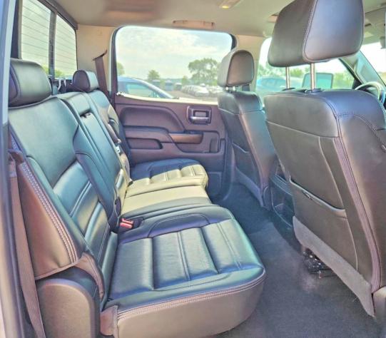 Photo 10 from auction – 2018 GMC SIERRA with VIN 1GT12UEY2JF202681