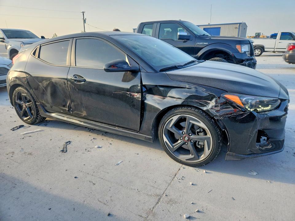Photo 4 from auction – 2019 HYUNDAI VELOSTER with VIN KMHTH6AB5KU002178